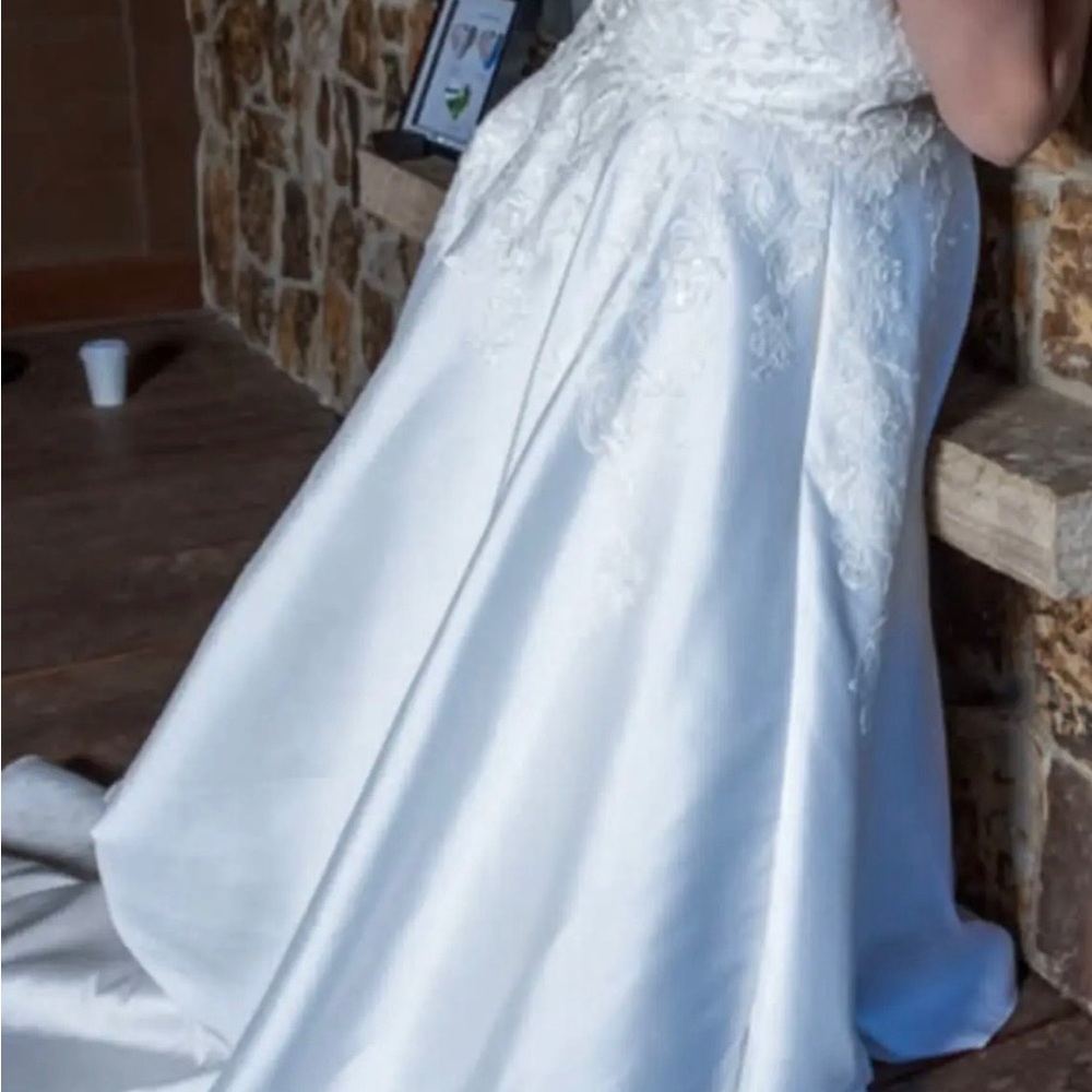 Stella York Corset Wedding Dress Size 24 - Picture 4 of 4